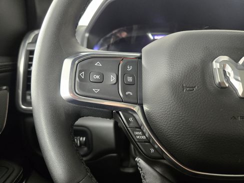 Used 2025 RAM 1500 Laramie AWD/4WD image 16