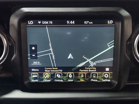 Used 2021 Jeep Wrangler Unlimited Sahara image 35