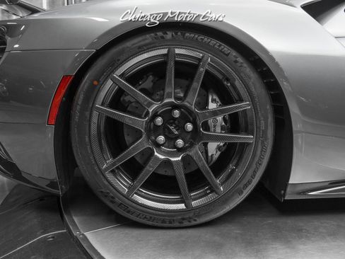 Used 2019 Ford GT RWD image 53