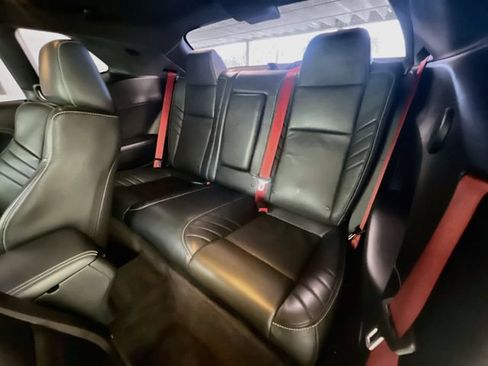 Used 2016 Dodge Challenger SRT Hellcat RWD image 27