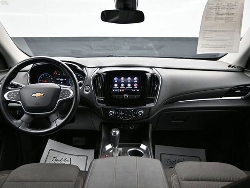 Used 2020 Chevrolet Traverse LT w/ LPO, Floor Liner Package FWD image 12