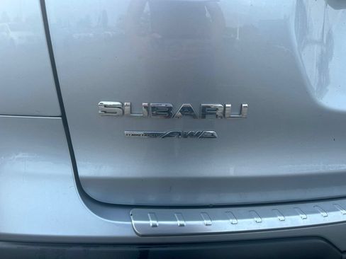 Used 2020 Subaru Ascent Premium w/ Convenience Package AWD/4WD image 4