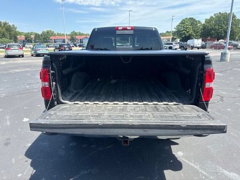 Used 2017 GMC Sierra 1500 SLE w/ Suspension Package, Off-Road AWD/4WD image 20