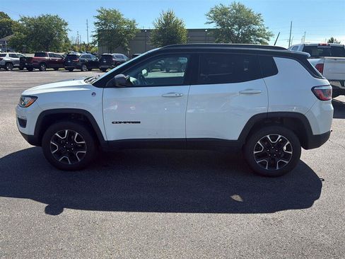Used 2020 Jeep Compass Trailhawk w/ Cold Weather Group AWD/4WD image 4