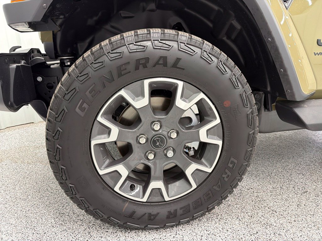 New 2026 Jeep Wrangler Unlimited Sahara AWD/4WD image 11