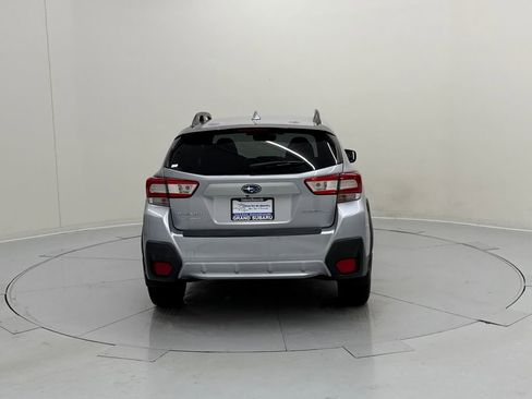 Used 2018 Subaru Crosstrek 2.0i Premium w/ Eyesight System image 4