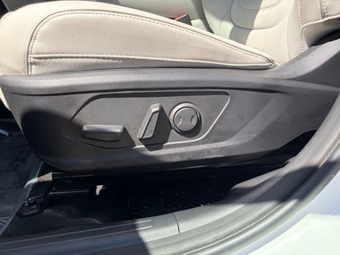 Used 2026 Hyundai Tucson Limited AWD/4WD image 14