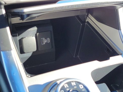 Used 2023 Ford Explorer XLT w/ Equipment Group 202A image 31