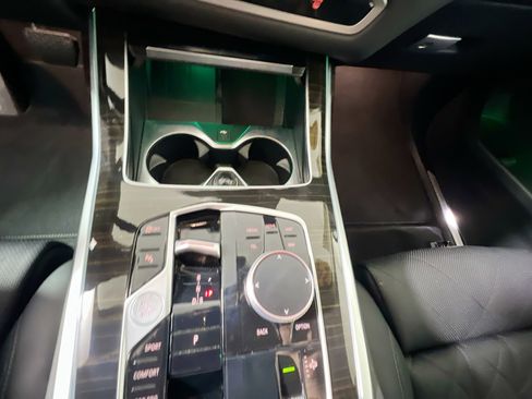 Used 2024 BMW X7 xDrive40i image 26