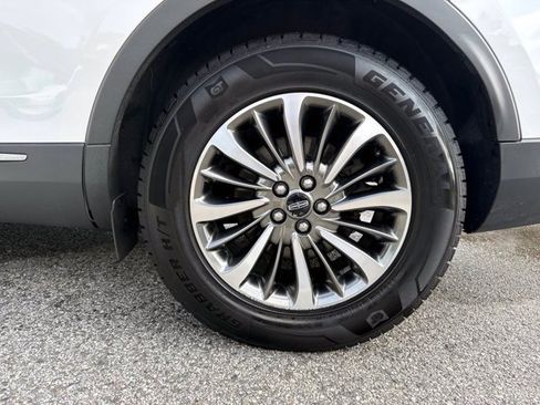 Used 2020 Lincoln Nautilus FWD w/ Equipment Group 101A image 10