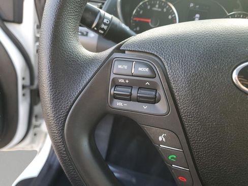 Certified 2018 Kia Forte LX w/ LX Popular Package image 29