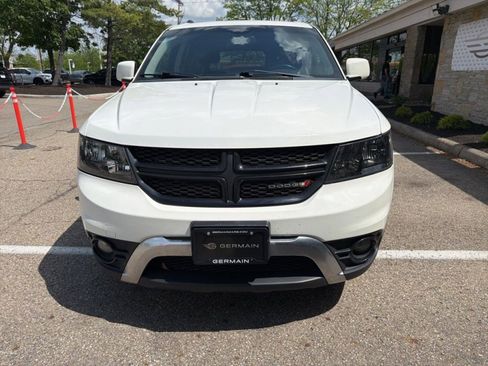 Used 2016 Dodge Journey Crossroad w/ Popular Equipment Group FWD image 3