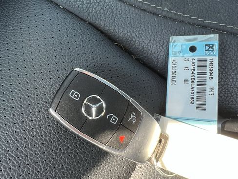 Used 2020 Mercedes-Benz GLE 350 4MATIC image 38