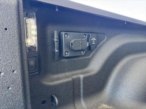 New 2026 RAM 2500 Laramie w/ Night Edition AWD/4WD image 46