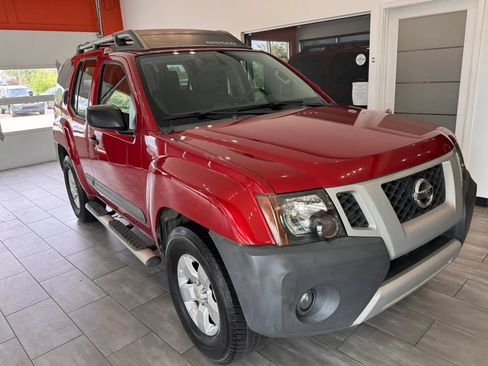 Used 2013 Nissan Xterra S w/ Value Package RWD image 2