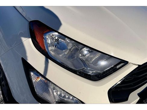 Used 2021 Ford EcoSport S image 28
