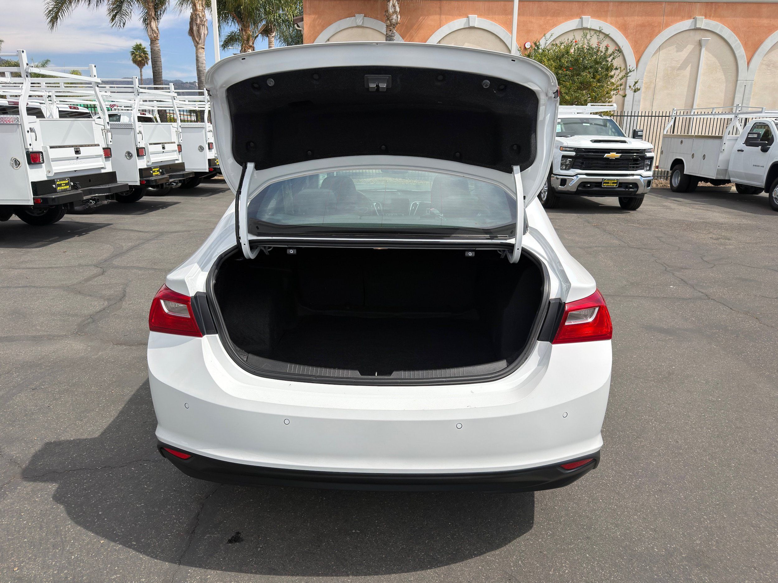 Used 2024 Chevrolet Malibu LT FWD image 15