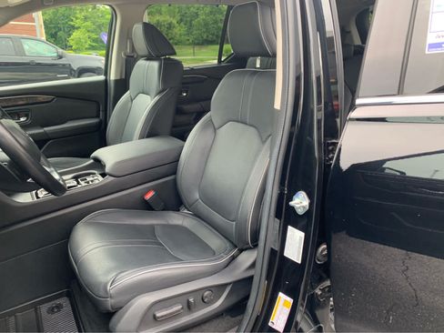 Used 2024 Honda Pilot Elite image 12