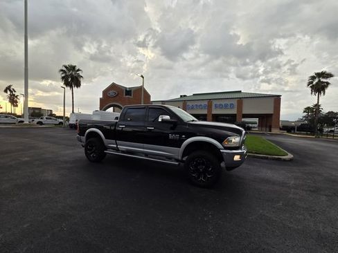 Used 2015 RAM 2500 Laramie w/ Protection Group AWD/4WD image 2