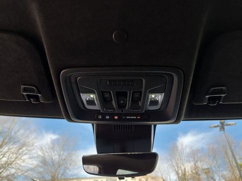 Used 2024 GMC Sierra 1500 Denali Ultimate image 26