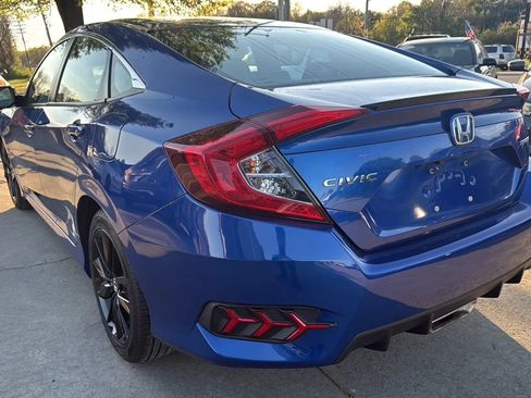 Used 2020 Honda Civic Sport image 3