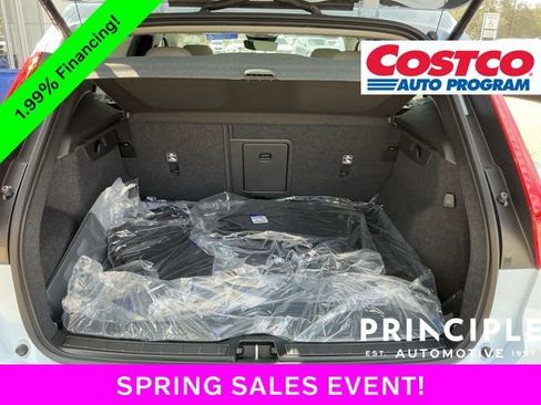 New 2026 Volvo XC40 B5 Plus w/ Protection Package Premier AWD/4WD image 12
