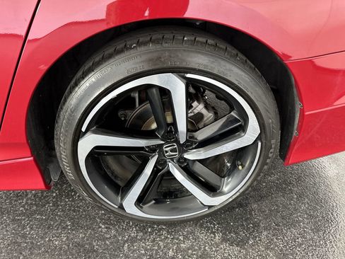 Used 2021 Honda Accord Sport image 14