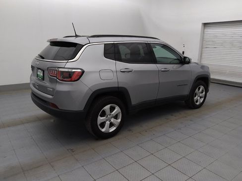 Used 2019 Jeep Compass Latitude w/ Popular Equipment Group image 10