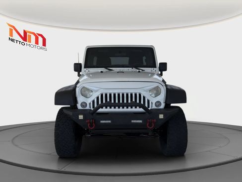 Used 2014 Jeep Wrangler Unlimited Sport w/ Connectivity Group AWD/4WD image 10