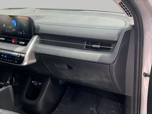 Certified 2025 Hyundai Ioniq 5 Limited AWD/4WD image 18