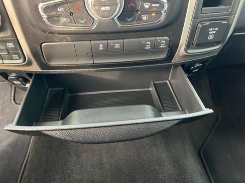 Used 2017 RAM 1500 Big Horn image 30