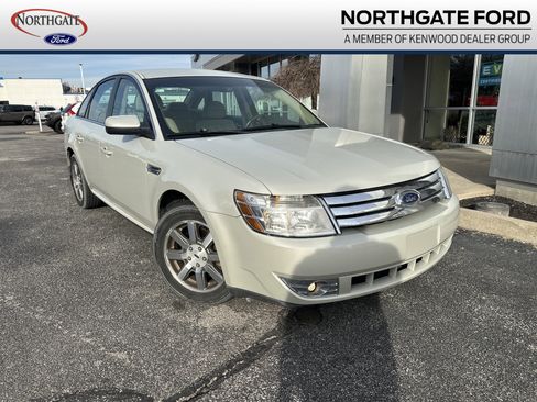 Used 2008 Ford Taurus SEL image 1