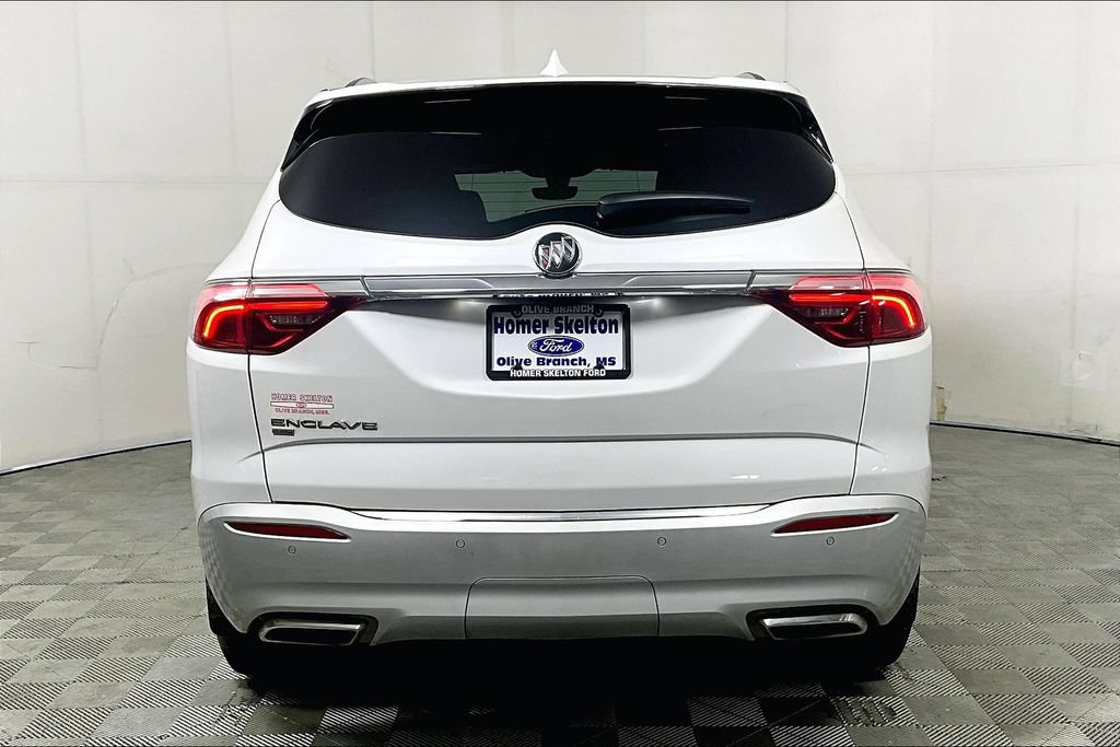 Used 2023 Buick Enclave Premium w/ LPO, Floor Liner Package AWD/4WD image 4