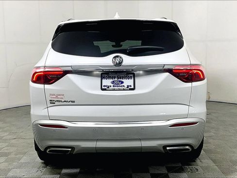 Used 2023 Buick Enclave Premium w/ LPO, Floor Liner Package image 4