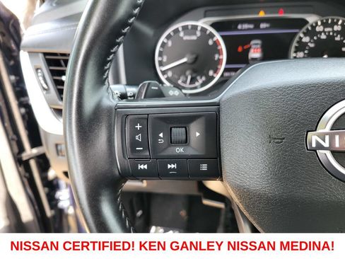 Certified 2025 Nissan Rogue SV AWD/4WD image 30