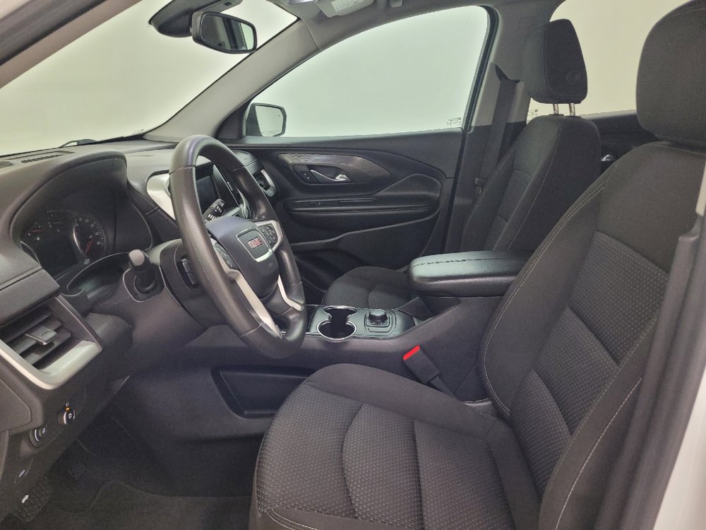 Used 2023 GMC Terrain SLE FWD image 17