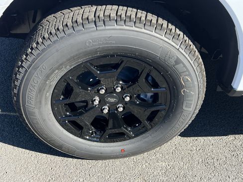 New 2025 Ford F150 Lightning XLT AWD/4WD image 12