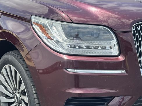 Used 2019 Lincoln Navigator Reserve w/ Cargo Package AWD/4WD image 2
