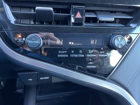 Used 2023 Toyota Camry LE image 16