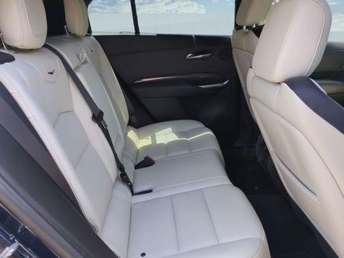 Certified 2022 Cadillac XT4 Sport FWD image 13