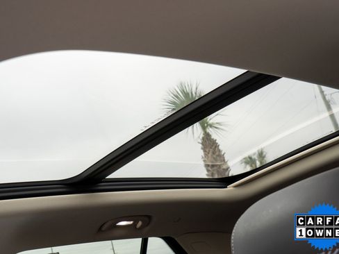 Used 2021 Buick Envision Avenir w/ Technology Package II image 18