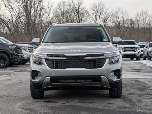 New 2026 Kia Seltos EX w/ EX Sunroof Package AWD/4WD image 2