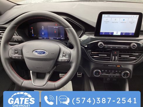 Used 2024 Ford Escape ST-Line image 21