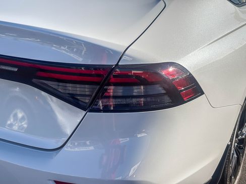 Certified 2025 Honda Accord SE image 8