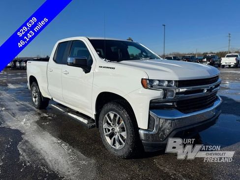 Used 2022 Chevrolet Silverado 1500 LT w/ Bed Protection Package image 9
