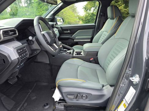 Certified 2025 Toyota Tacoma 4x4 Double Cab Hybrid image 21