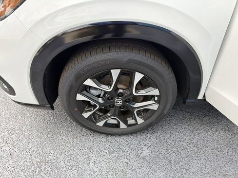 New 2026 Honda HR-V EX-L image 33