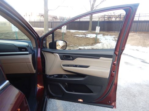 Used 2019 Honda Odyssey EX image 19