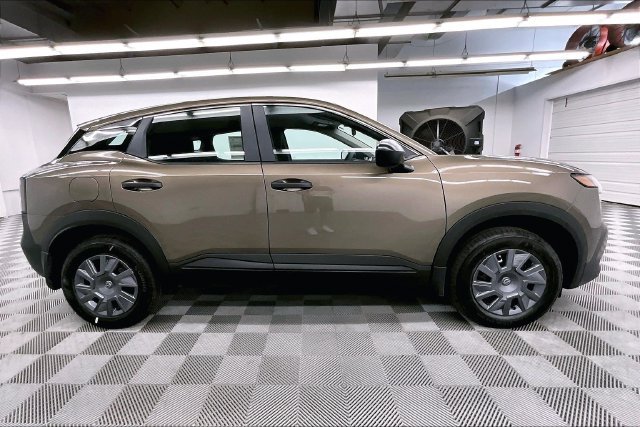New 2027 Nissan Kicks S FWD image 19