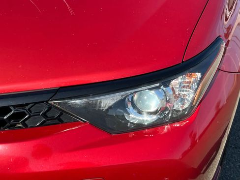 Used 2018 Toyota Corolla iM w/ Carpet Mat Package (TMS) FWD image 11